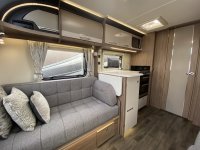 Coachman Laser Xcel 850 2021 Layout