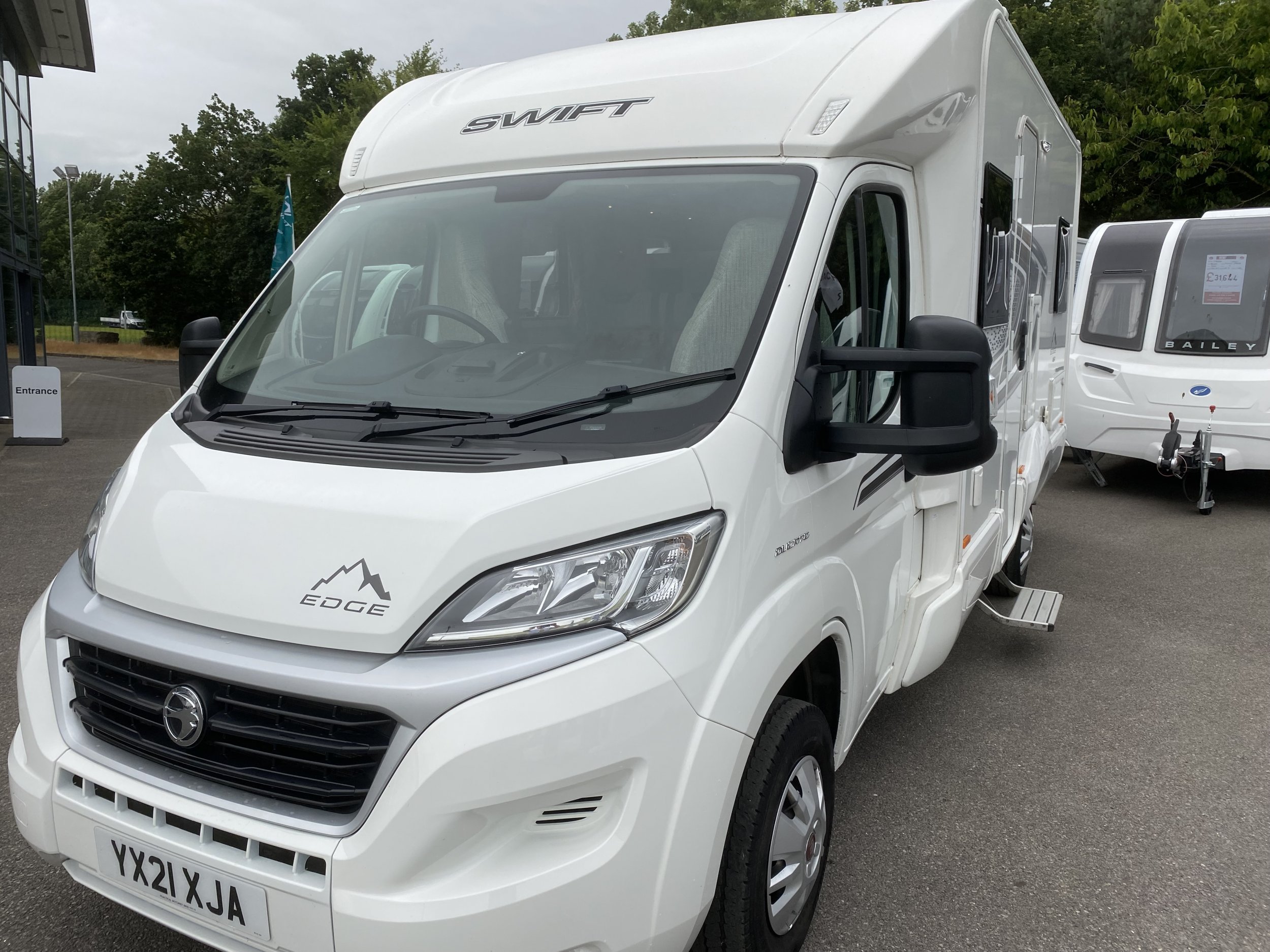 Swift Edge 464 2021 | Yorkshire Coast Caravans