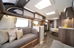 Coachman Laser Xtra 875 2025