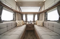 Coachman Acadia 460 2025