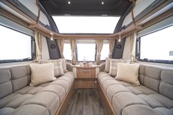 Coachman VIP 575 2025