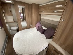 Swift Challenger Hi Style 580 2018 Island Bed