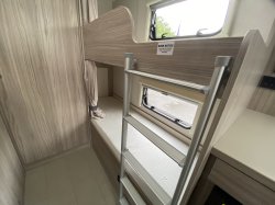 Elddis Avante 586 2021 Bunk Beds