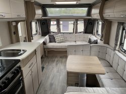 Coachman Acadia Xcel 860 2021