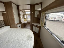 Ace Diplomat 2018 Transverse Island Bed