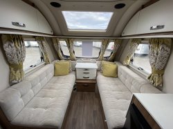 Ace Diplomat 2018 Transverse Island Bed