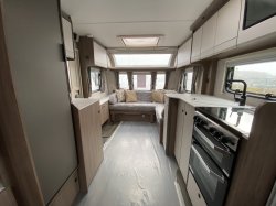 Coachman Acadia 675 Xtra 2025