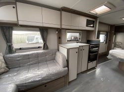 Coachman Acadia 675 Xtra 2025