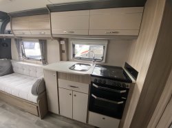 Coachman Acadia 460 2020 model