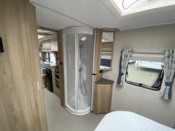 Elddis Chatsworth 550 2019